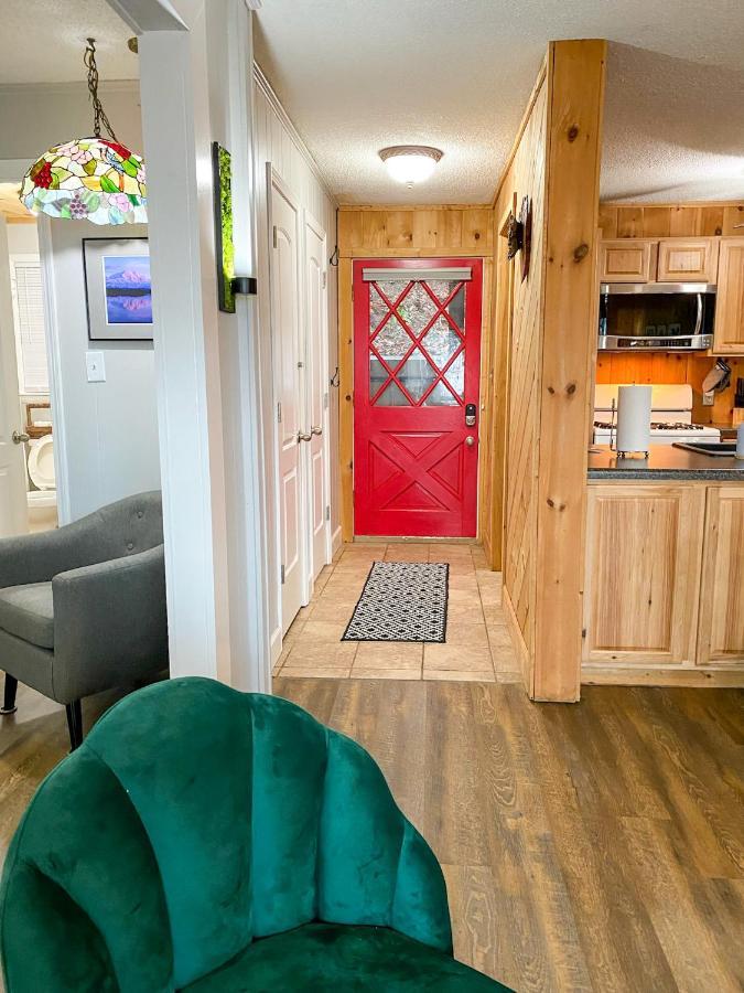 Your Perfect Basecamp For Mountain Adventures! Beech Mountain Exterior photo